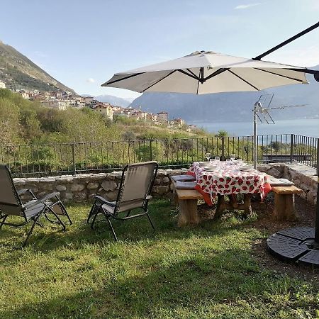 Casa Sasso Apartman Tavernola Bergamasca Kültér fotó