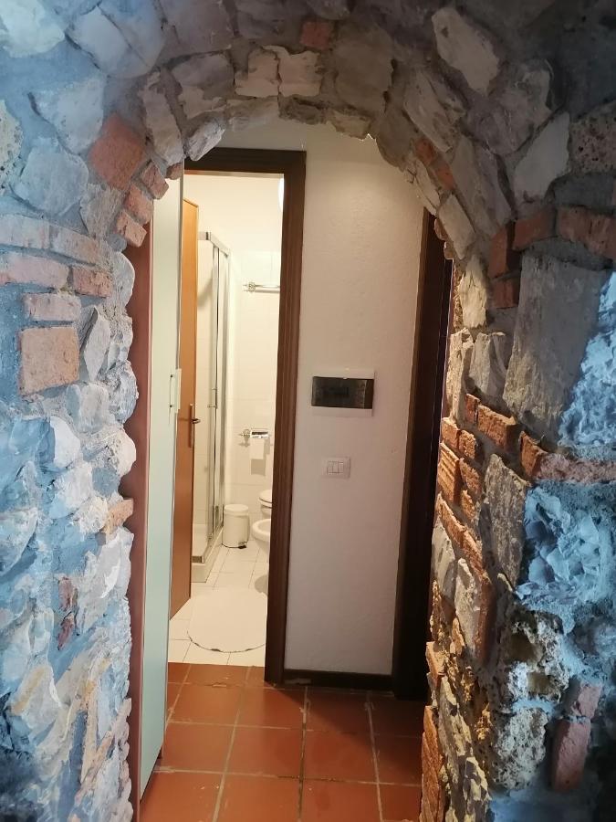 Casa Sasso Apartman Tavernola Bergamasca Kültér fotó